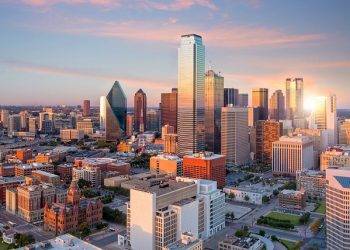 Working with a commercial real estate broker in texas